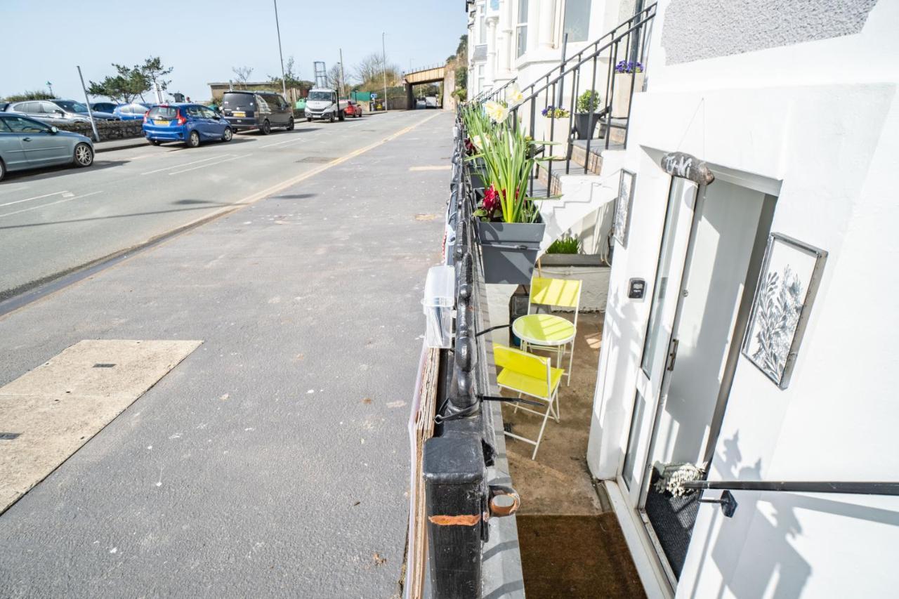 Awel Y Mor Bed & Breakfast Aberdyfi Exterior photo